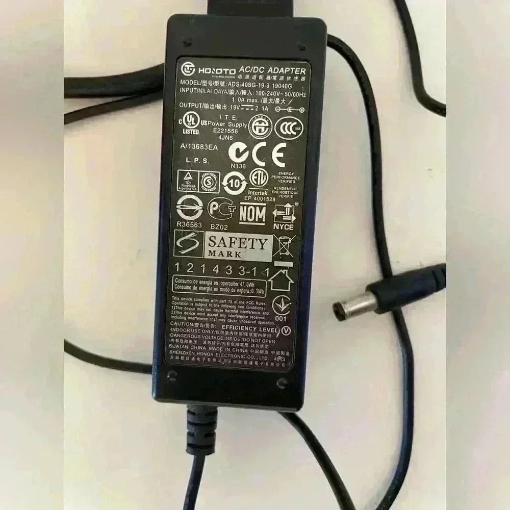 Hoioto AC/DC ADAPTER Model: ADS-40SG-19-3 19040G INPUT: 100-240V 50/60Hz 1.0Amax
